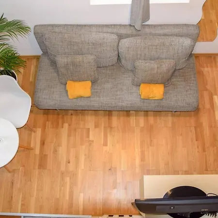 Muse Loft - Lovely Place In City Center With Patio * Bukarest