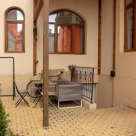 Apartment Muse Loft - Lovely Place In City Center With Patio *